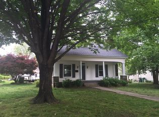 416 W Cedar St, Rogers, AR 72756
