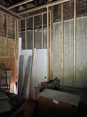 Sold by Invictus Property Advisors LLC | media 2