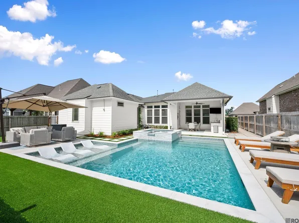 17344 Fox Glove Ave, Prairieville, LA 70769