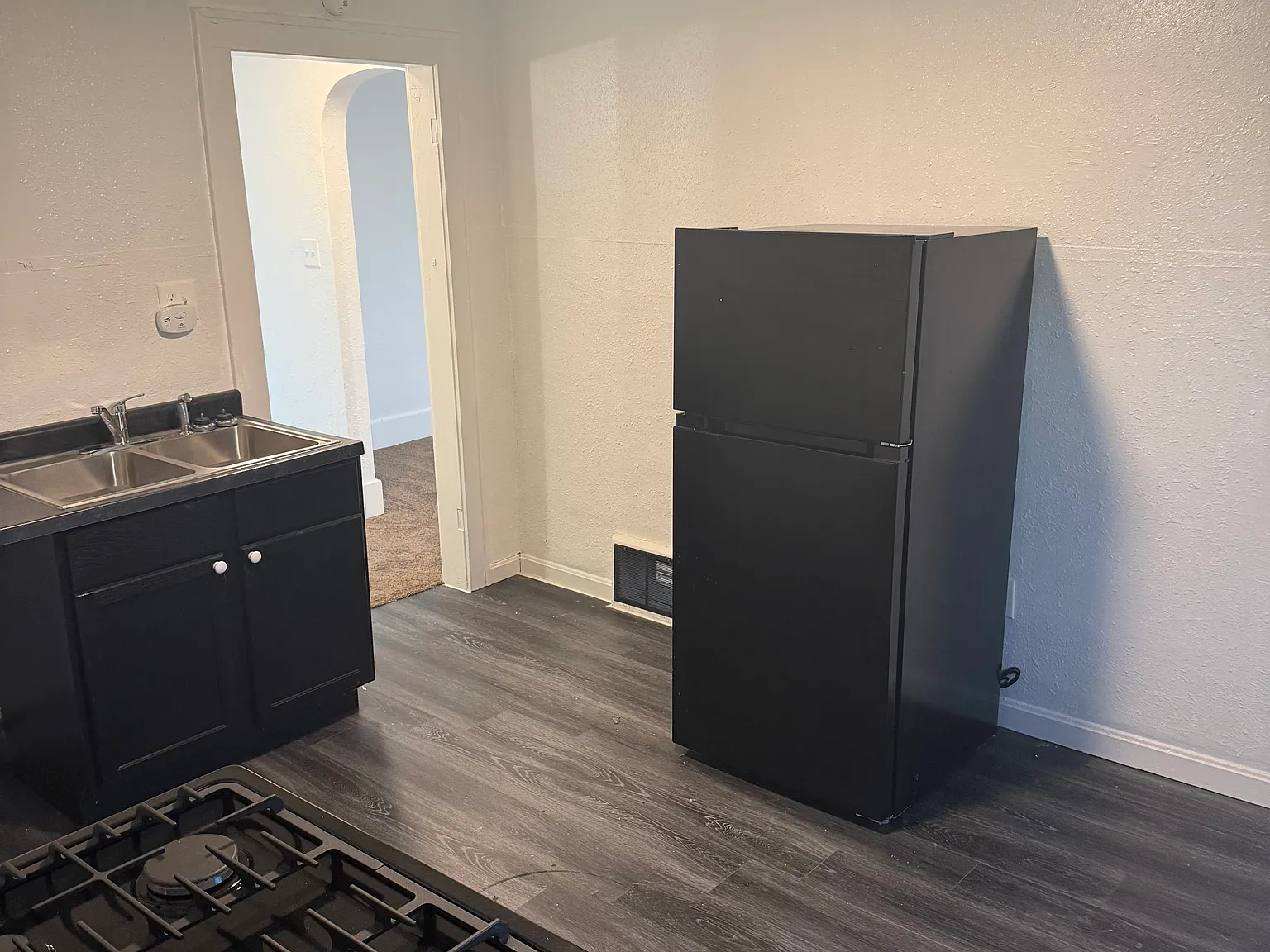 1 bed, $725 — Photo 2
