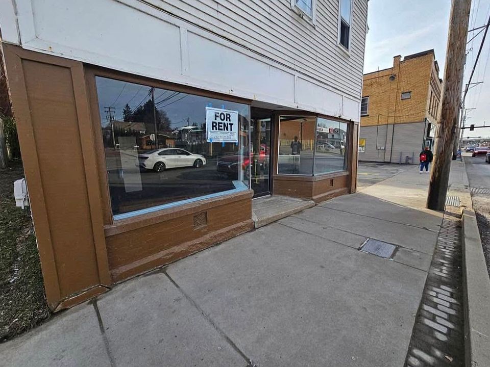 1st image of 352 North St