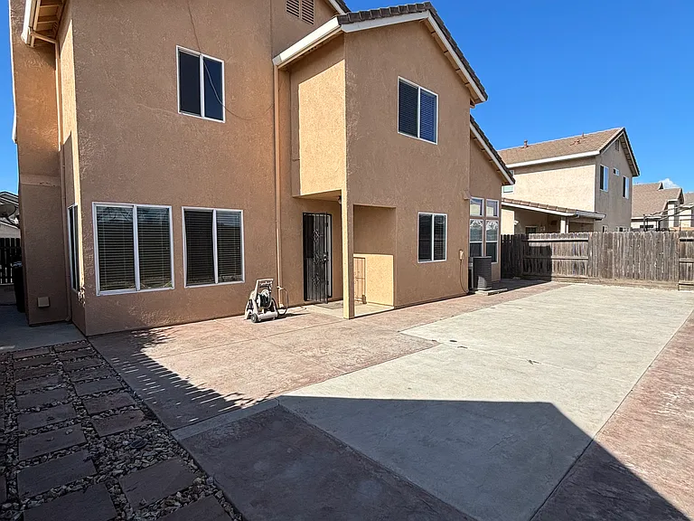 1017 Sun Meadow Dr — Photo 22