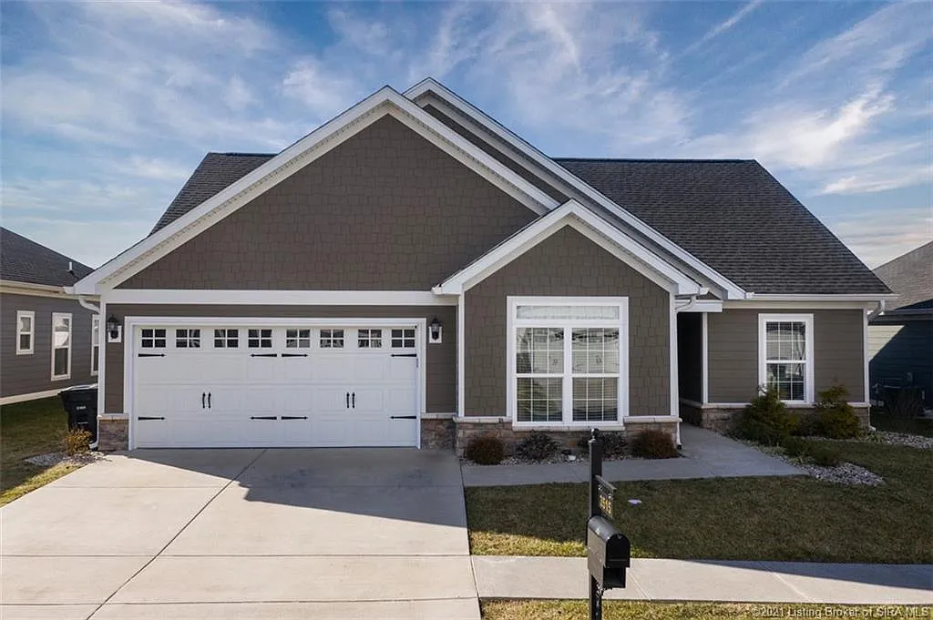3515 Edgewood Village Dr photo 1