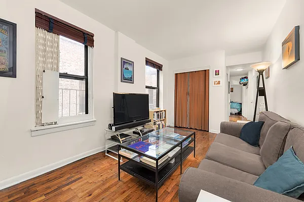 Sold by Park Property Advisors | media 2