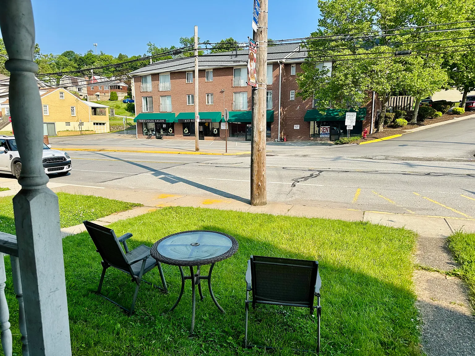 2 bed, 896 sqft, $1,350 — Photo 3