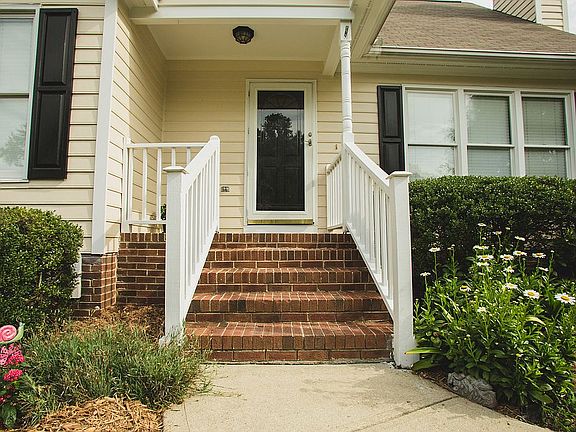 2nd image of 5904 Mountain Island Dr