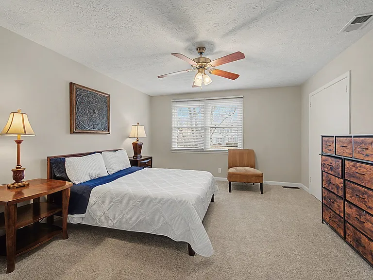 509 Alexander Dr — Photo 34