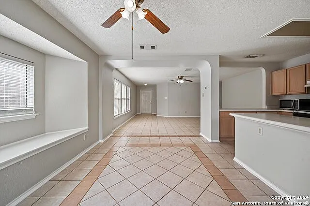 1004 Boxer Pass Dr — Photo 9