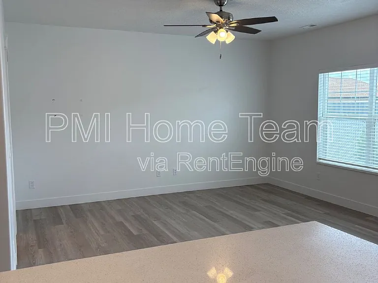 618 W Cozy Ln — Photo 26