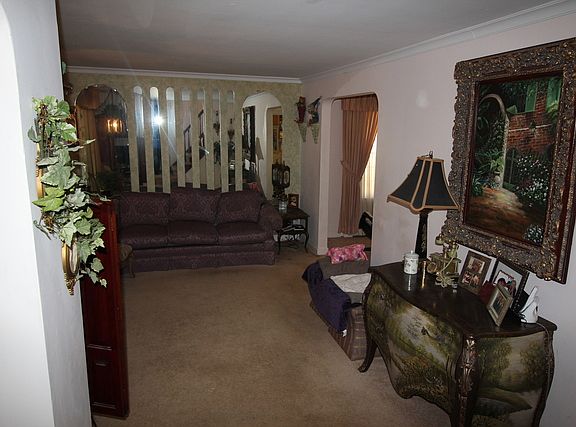 2nd image of 4203 N Oriole Ave
