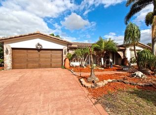 4431 NW 7th St, Coconut Creek, FL 33066