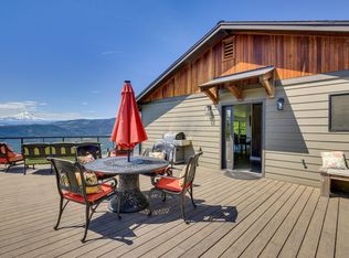 10241 Cook Underwood Rd, Underwood, WA 98651