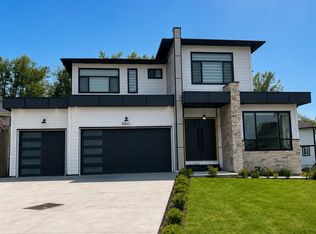 8462 Lily Pl, Chilliwack, BC V4Z0E5