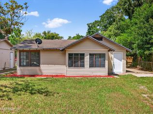 1011 Glencarin St, Jacksonville, FL 32208
