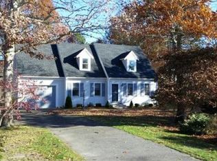 171 Old Barnstable Rd, Mashpee, MA 02649