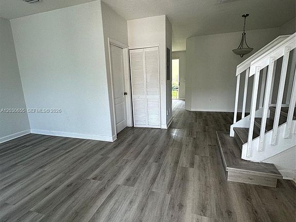 3rd image of 2330 SE 10th St #2330