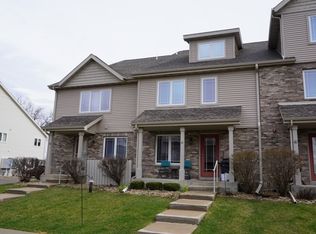 6720 Fairhaven Rd APT 11, Madison, WI 53719