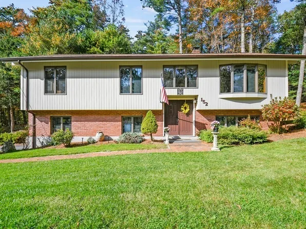152 Brentwood Dr, Southbridge, MA 01550