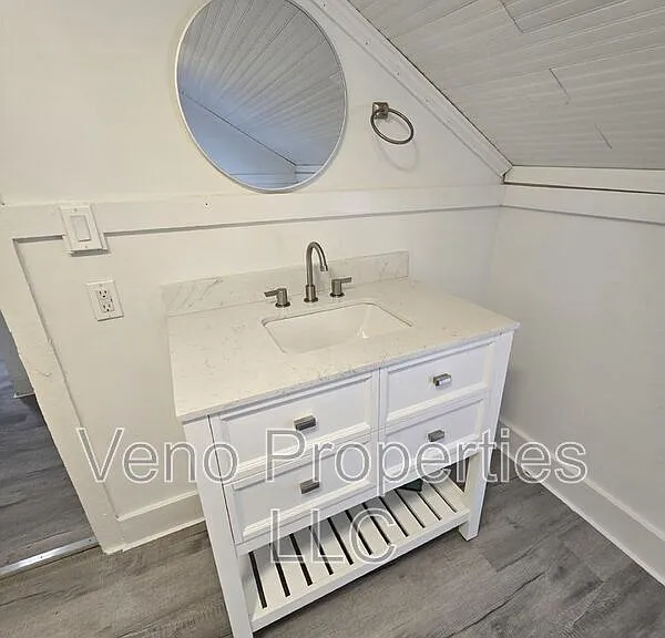 133 Bay St #A — Photo 22