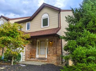 19 Averell Dr, Morris Plains, NJ 07950