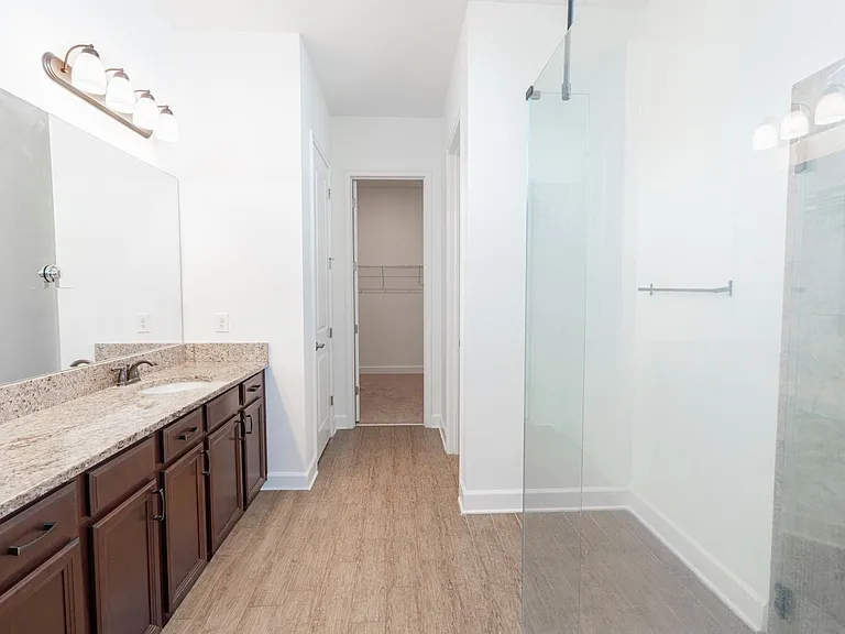 10667 Cardera Dr — Photo 29