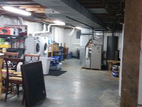 3rd image of 530 S 1st St