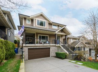 11216 236th St, Maple Ridge, BC V2W 1C8