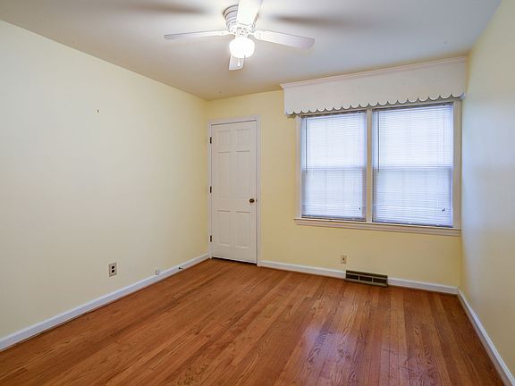5th image of 1710 Milton Rd