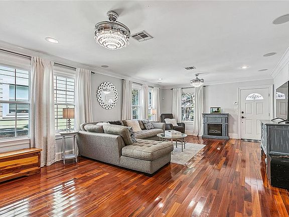 4th image of 6434 Memphis St
