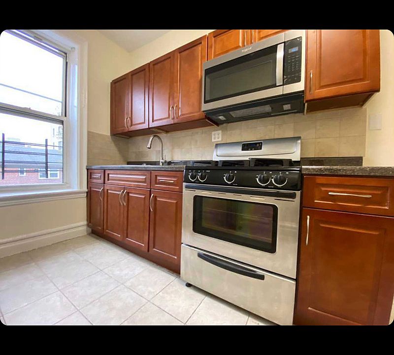 1st image of 30-93 32nd St #2