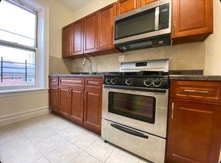 30-93 32nd St #2, Astoria, NY 11102
