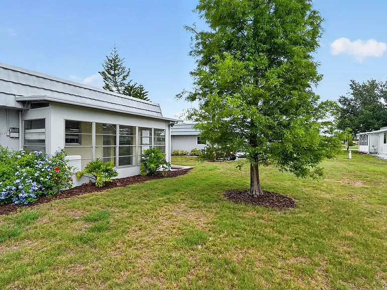 202 Bedford Trl — Photo 6