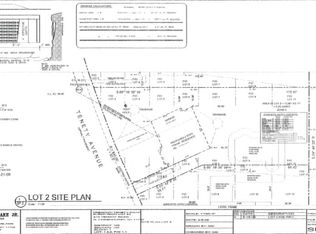 210 Tremont Rd #2, Lindenhurst, NY 11757