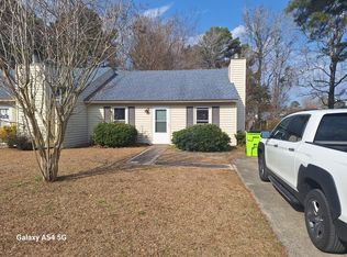 135 Twin Wood Dr #1, Havelock, NC 28532