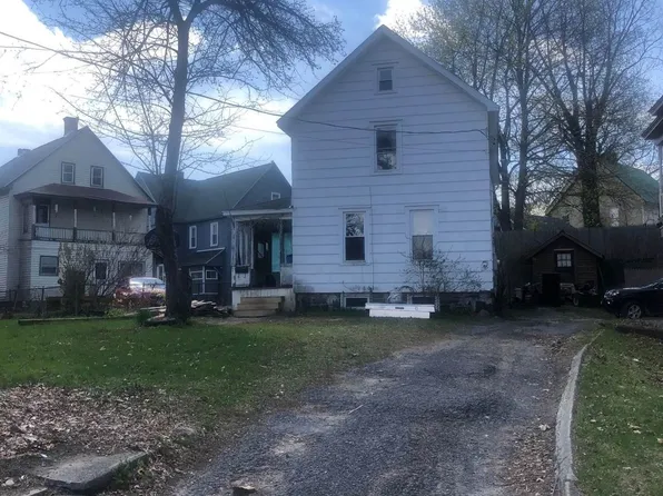 7 W 8th Ave, Gloversville, NY 12078