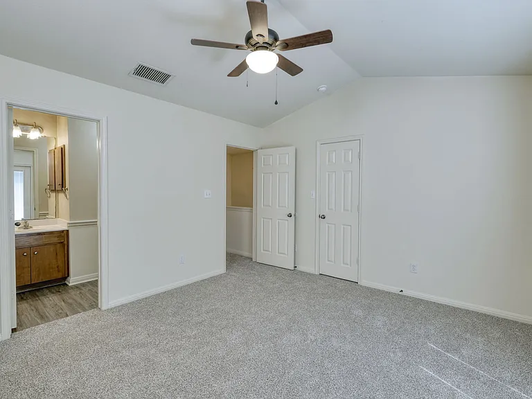 2215 Dry Creek Dr #504 — Photo 5
