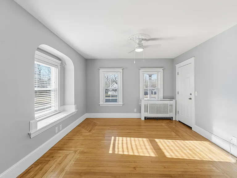 17 N Pleasant St #2 — Photo 11