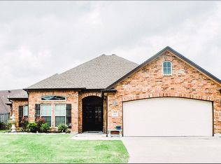 191 Sterling Ridge Dr, Nederland, TX 77627