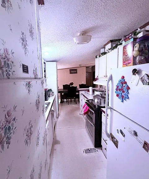 112 Old Denver Rd — Photo 5