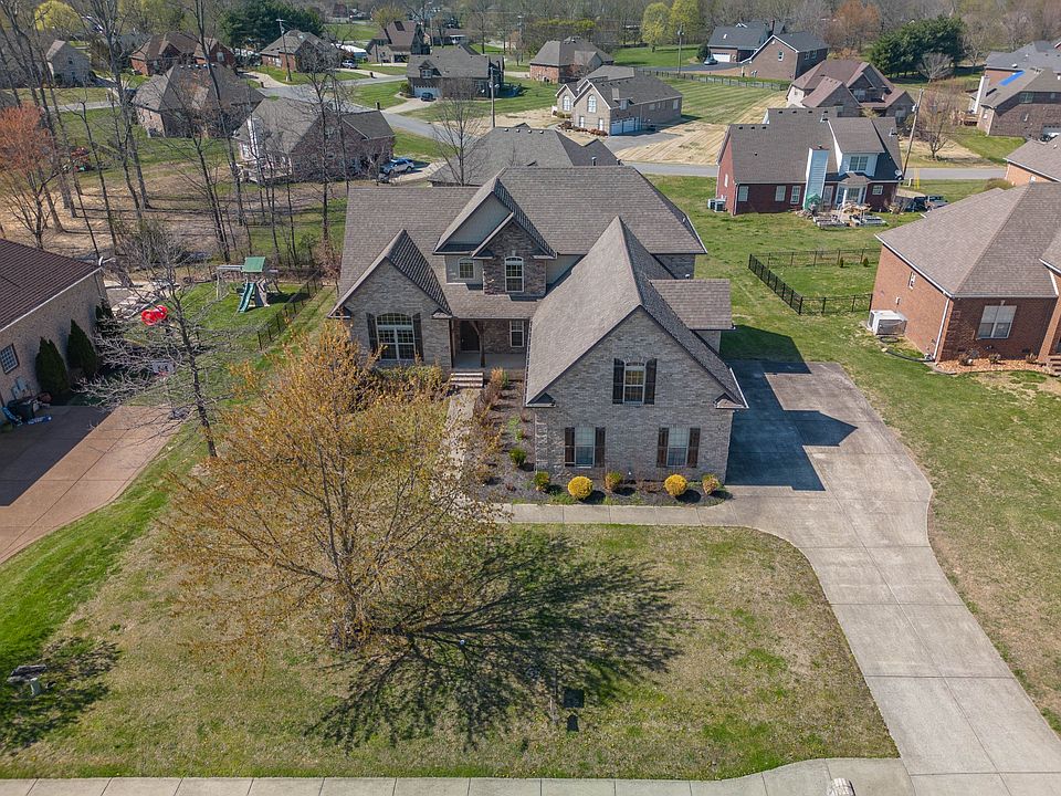 1059 Carrs Creek Blvd, Greenbrier, TN 37073 MLS 2495170 Zillow