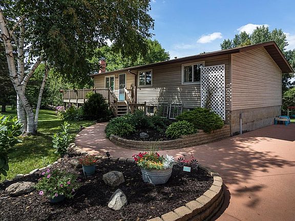 2nd image of 2075 Hilldale Dr E