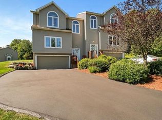 5 Horizon Ct, Highland Mills, NY 10930
