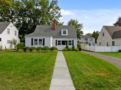8 Huntley Road, Eastchester, NY, 10709