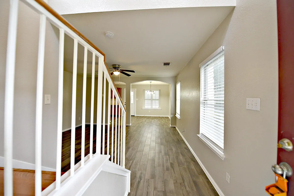 Building Photo - 1403 Catalina Dr