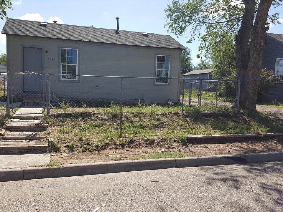 1st image of 206 N Louisiana St