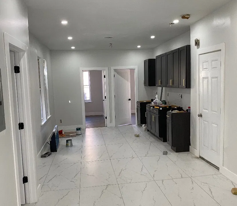 347 Avon Ave #1