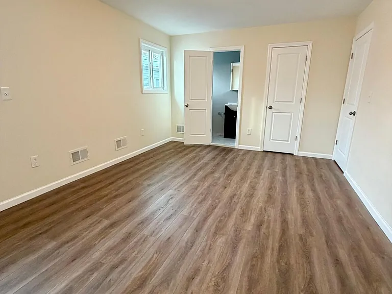 110 Spartan Ave #2 — Photo 4