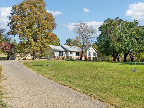 16245 Highway 64, Savannah, TN 38475