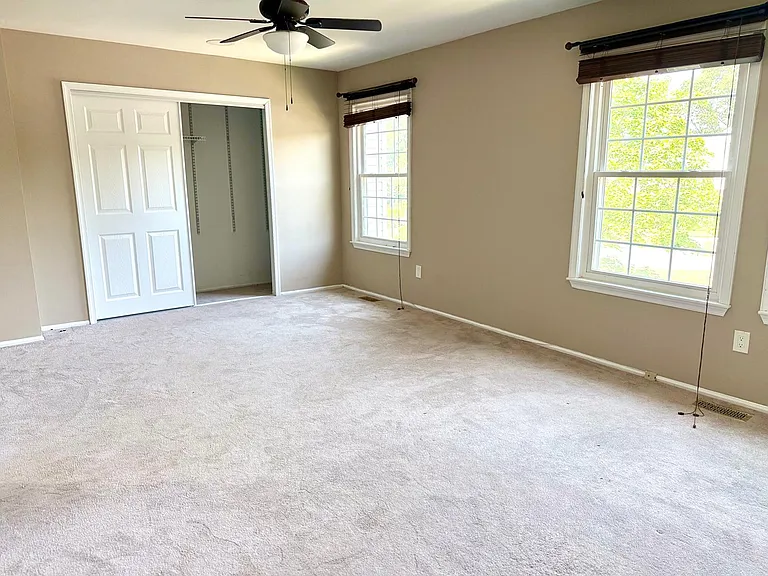 103 Bedford Pl — Photo 26