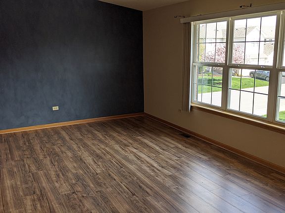 2nd image of 18120 Kirby Dr #18120